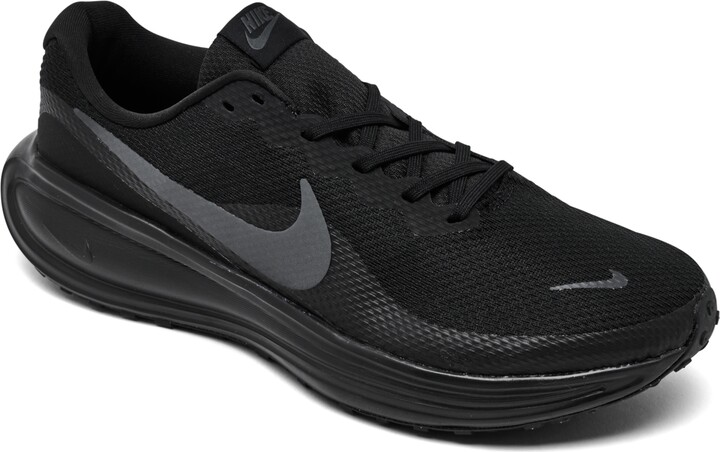 mens nike running shoes finish line