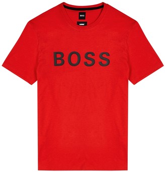red hugo boss tshirt