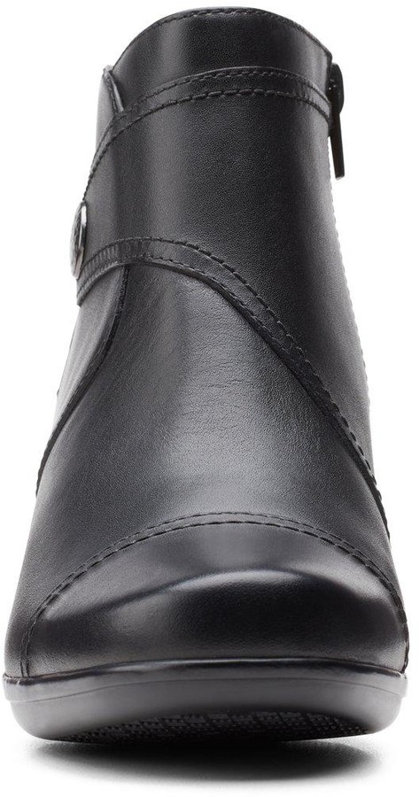 clarks wide fit ankle boots