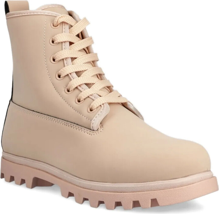 Native Lace-Up Ridged-Sole Boots