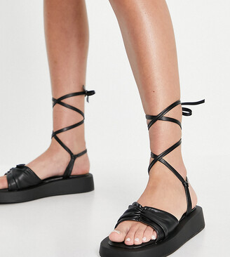 sandals for wide feet