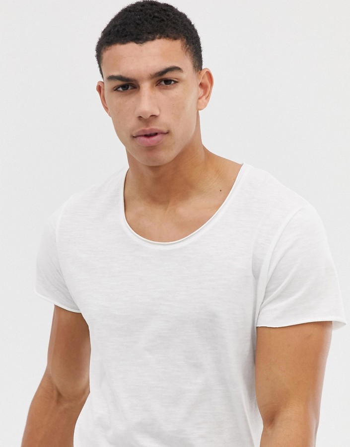 Jack and Jones Essentials scoop neck longline t-shirt in white - ShopStyle  Tees