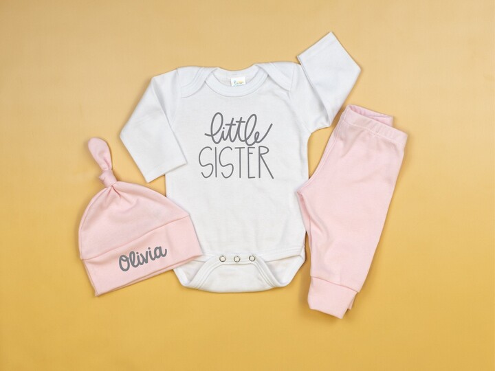 Little Sister Outfit, Baby Girl Coming Home Personalized Infant Outfit & Hat, Shower Gift, Pink