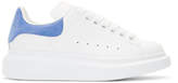 Alexander McQueen - Baskets surdimensionnées blanches et bleues