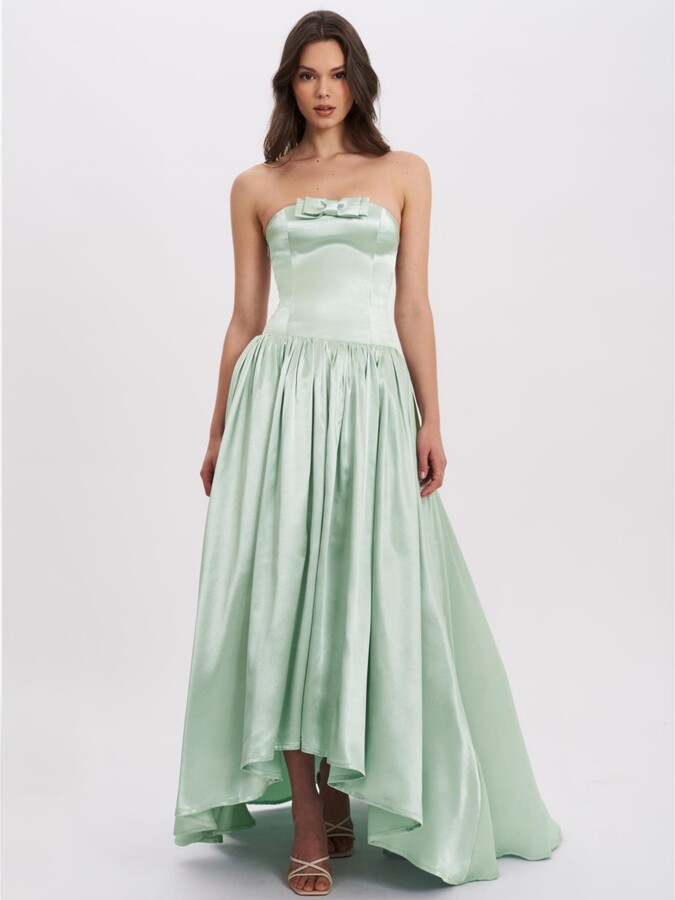 Miss Circle Women's Lael Mint Green Back Button Trailing Gown