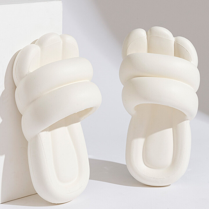 TRILEINO Summer Soft Comfortable Slippers For Men And Women Wearing Anti slip EVA Thick Sole Home Indoor Bathroom Beach Slippers
