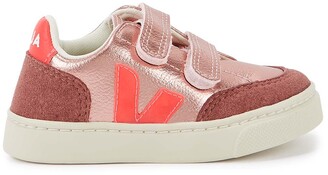 veja metallic pink