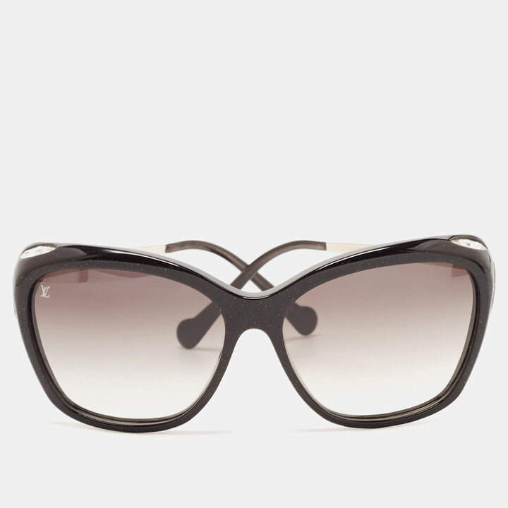 Louis Vuitton Oversized Sunglasses for Women for sale