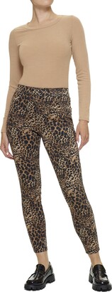 https://img.shopstyle-cdn.com/sim/de/73/de73819c6f44cb0db68c6151b470bba5_xlarge/hue-womens-ultra-soft-high-waist-denim-leggings.jpg