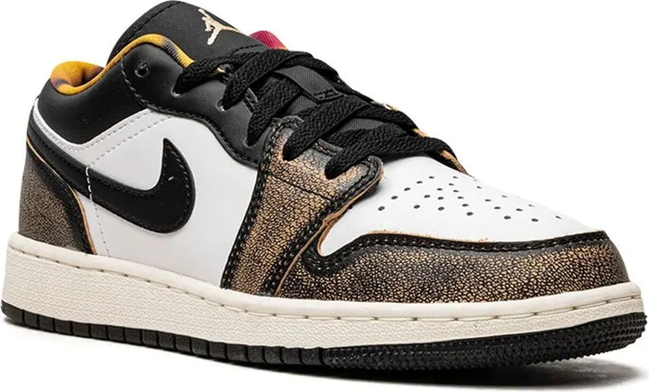 Jordan Kids Air Jordan 1 Low SE "Wear Away Yellow" sneakers