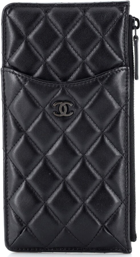 Chanel Coral Quilted Patent Leather Phone Holder Case - Yoogi's Closet