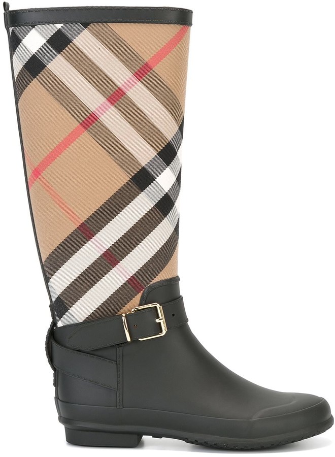 burberry belt detail check and rubber rain boots