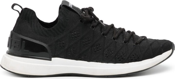 CHANEL Pre-Owned rib-knit lace-up sneakers, Black