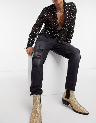 tapered carrot jeans