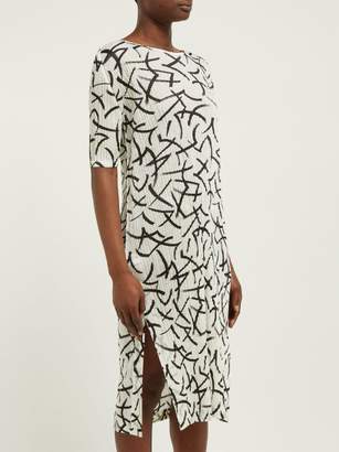Pleats Please Issey Miyake Abstract-print Pleated T-shirt Dress - Womens - White Black