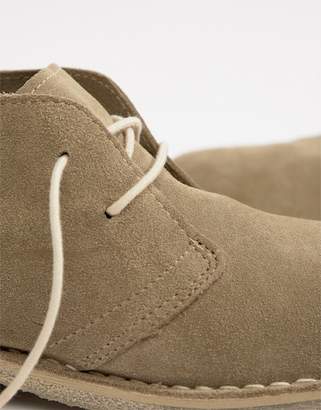 ASOS Design DESIGN desert boots in stone suede