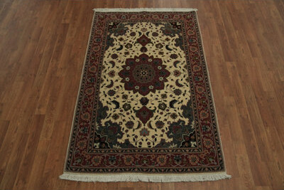 Astoria Grand Luxurious Fine Floral Traditional Area Rug 3x5