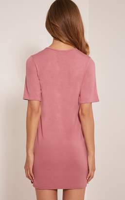 PrettyLittleThing Basic Rose Pocket Detail T Shirt Dress