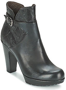 NOW ALOES women's Low Ankle Boots in Black