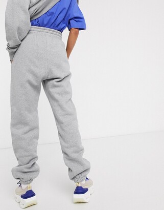 Nike Collection Fleece loose-fit cuffed sweatpants in gray heather