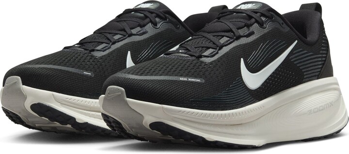 Nike Vomero 18 Running Shoe