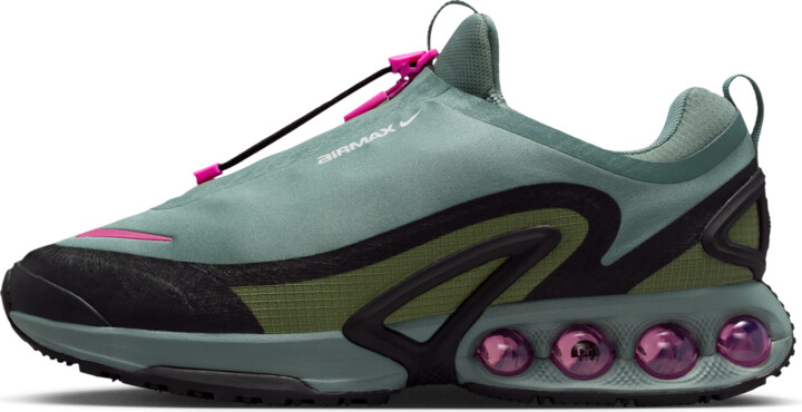 new nike zip up shoes