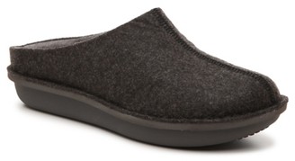 clarks step flow scuff slipper