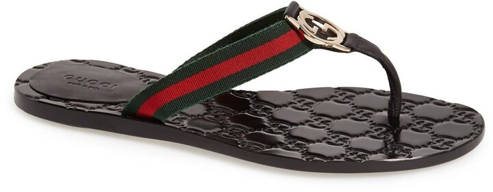 gucci gg logo flip flop