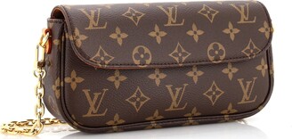 Louis Vuitton Monogram Ivy Wallet on Chain