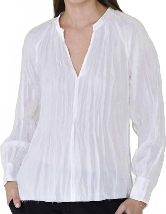 Go by Go Silk Crease It Up Top In White