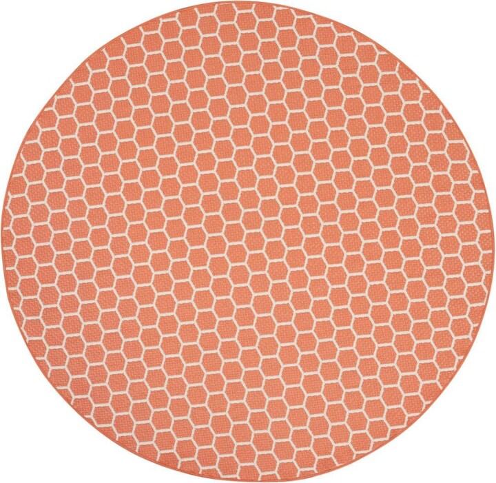 Nourison Reversible Indoor Outdoor Coral 8 ft. x 8 ft. Honeycomb Contemporary Round Area Rug
