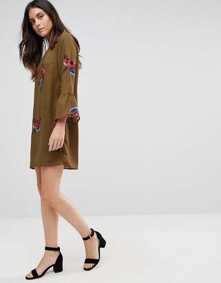 Vero Moda Floral Dress With Fluted Sleeve
