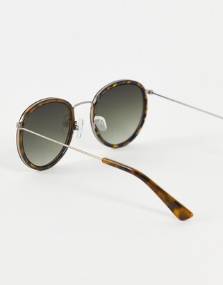 Weekday Explore rounded sunglasses in beige