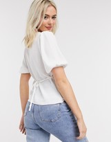 Thumbnail for your product : New Look button front tea blouse in white