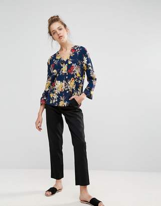 B.young Floral Collarless Blouse