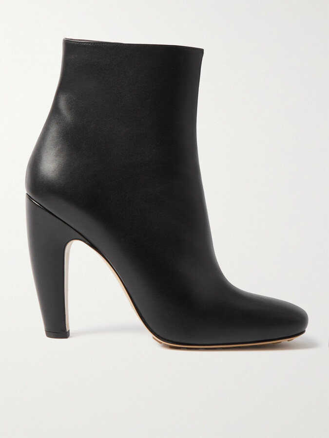 Bottega Veneta Canalazzo Leather Ankle Boots - Black