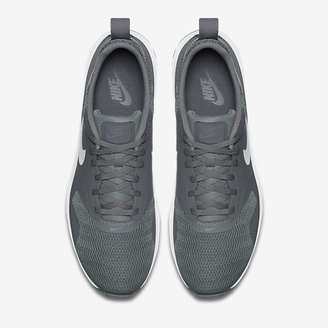 nike tavas all black
