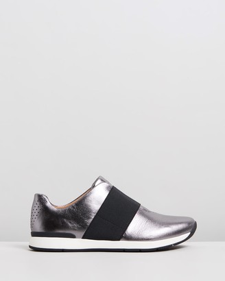 vionic codie casual sneaker