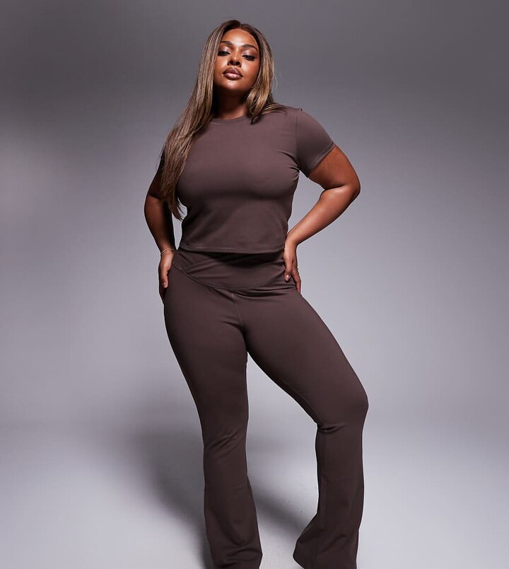 4505 Curve Icon soft touch wrap waist slim kick yoga leggings in plum chocolate