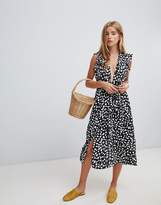 Thumbnail for your product : Glamorous sleeveless midi dress with flutter sleeves in smudge polka dot