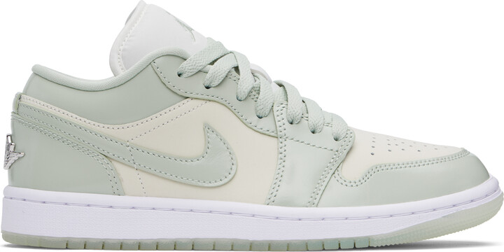Nike Jordan Blue & Off-White Air Jordan 1 Low SE Sneakers