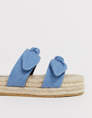 ASOS DESIGN Wide Fit Vacation bow espadrille mule