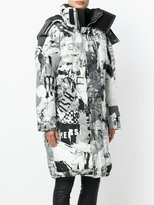 Thumbnail for your product : Versus printed padded coat