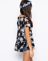 Thumbnail for your product : Wal G Top In Floral Print