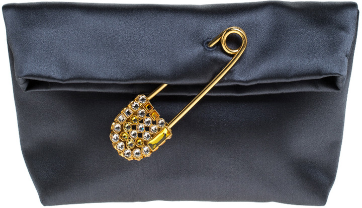 burberry pin clutch
