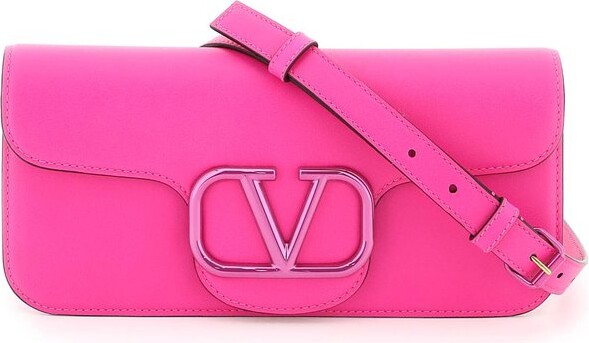 Valentino Garavani Vlogo Plaque Shoulder Bag In Pink