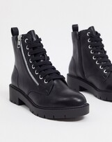 Thumbnail for your product : New Look lace up flat chunky boot in black