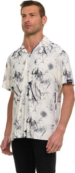 Canada Weather Gear CanadaWeatherGearMen’sPrintedCampCollarShirt–,SuperStretch,4-WayStretch,MoistureWicking,WrinkleResistantinBlack/White,Medium