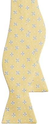 Brooks Brothers Textured Four-Petal Flower Bow Tie
