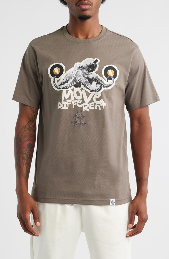 VIC GARCIA WORLD Move Different Graphic T-Shirt